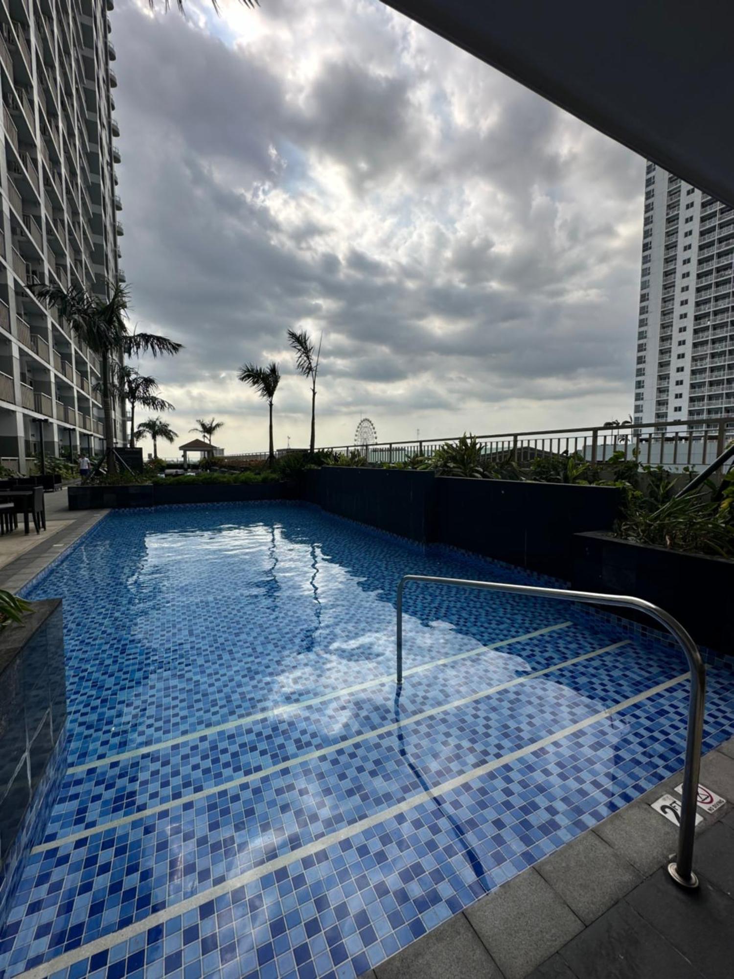 Chen'S Cozy 2Bedroom @ Coast Residences Manila Esterno foto