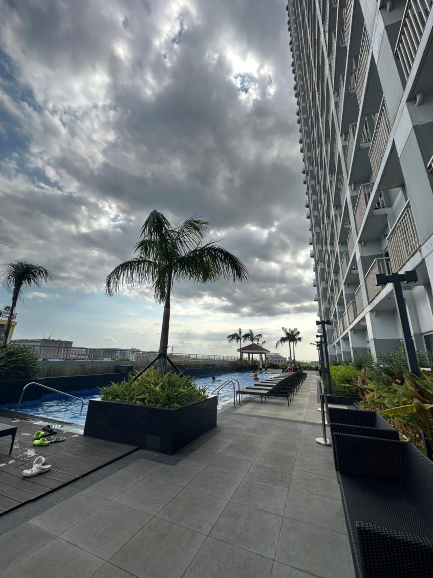 Chen'S Cozy 2Bedroom @ Coast Residences Manila Esterno foto