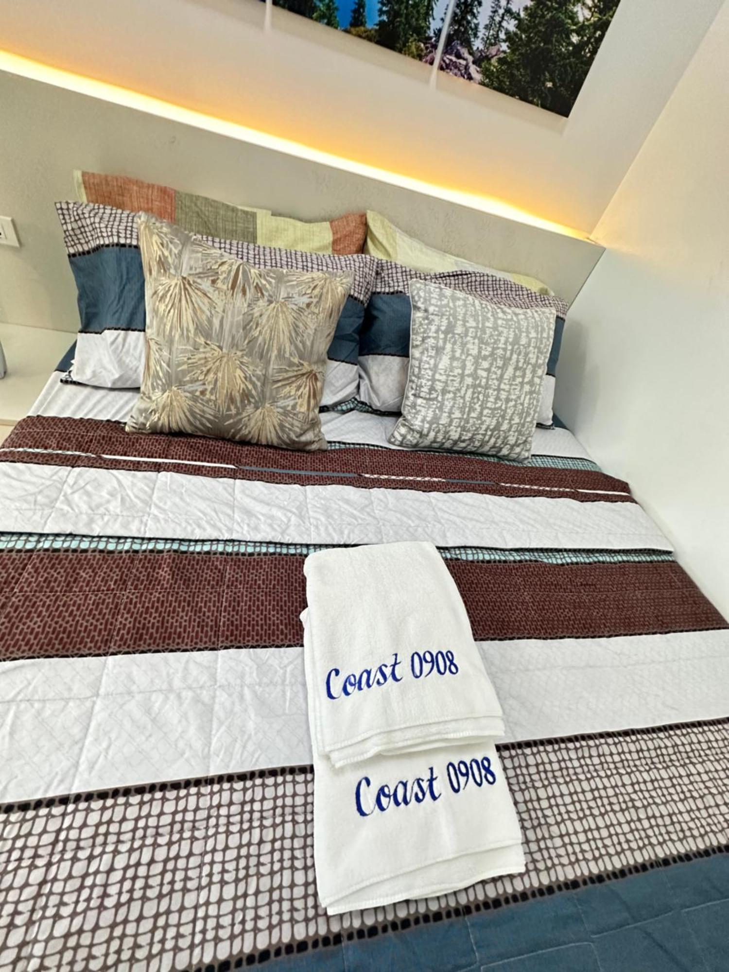 Chen'S Cozy 2Bedroom @ Coast Residences Manila Esterno foto